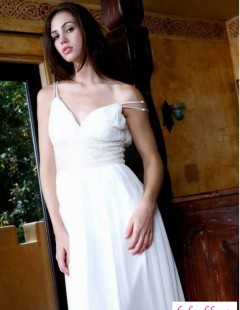 Прелести девушек спешащих замуж - голые русские невесты